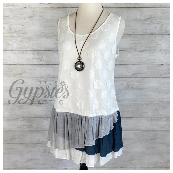 A'reve Lagen Layers Tunic Top - Picture 2 of 10